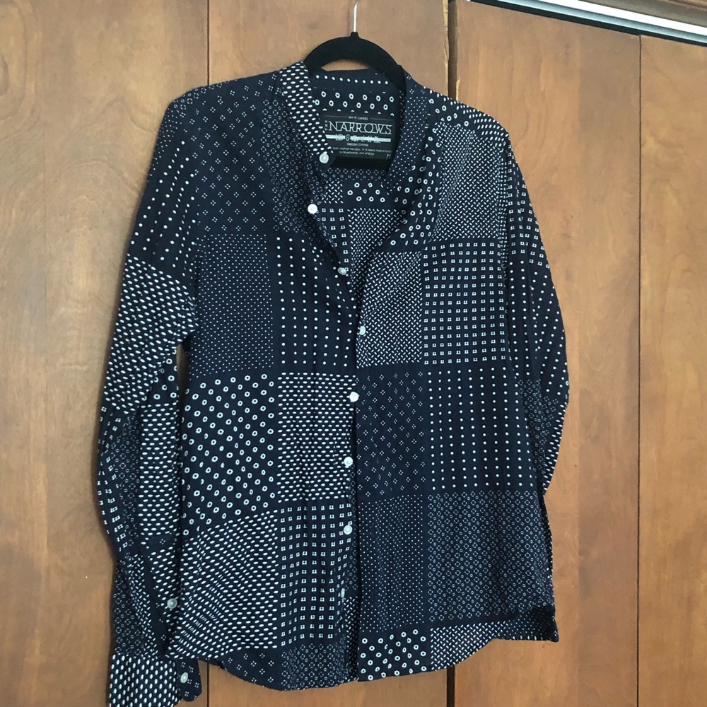 Urban Outfitters Men’s Navy+ white Button Down